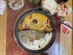 -赵美丽·重庆社区火锅·直营店(火车东站·中豪国际店)