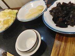 -乳仔牛牦牛汤锅 烤羊排(松潘古城店)