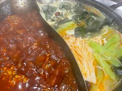 -鹿鸣山草本茶香火锅(园西路店)