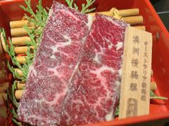 -山川小町·极番烧肉(新地假日广场店)