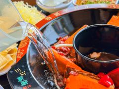-三江两海老火锅(北京首店)