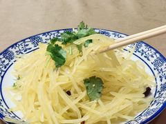 -金牌餐厅·天津菜·八珍豆腐·老爆三(瓷房子店)