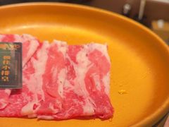 -牛YO寿喜烧·铁板烧和牛火锅自助(市府恒隆店)