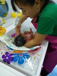 -子木乐园婴儿游泳馆(水晶港店)