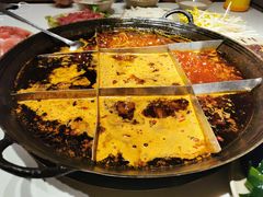 -岗上渣渣老火锅(两路口店)