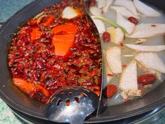 -鸿姐老火锅(疁城新天地店)