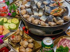 -围炉肉舍•炭烤活鳗•丹东海鲜烤肉(步行街店)