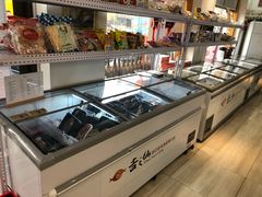 自助取餐区-吉之仙•中国制造•出口级食材日料店(领事馆总店)