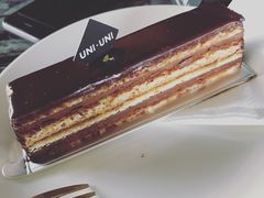 -UNI UNI(环亚凯瑟琳店)