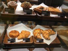 -星巴克(广州百信广场东区店)