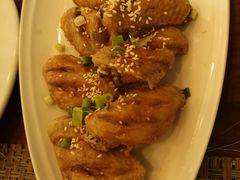 -Chom Cafe and Restaurant