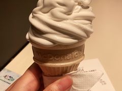 -麦当劳(岚皋路品尊国际店)