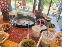 -赵美丽·重庆社区火锅·直营店(火车东站·中豪国际店)