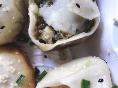 酸菜鱼生煎-小杨生煎(成山巴黎春天店)