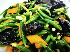 -颐和海鲜饺子