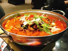 辛牛骨火锅-KCOOKING概念韩餐(世茂52+店)