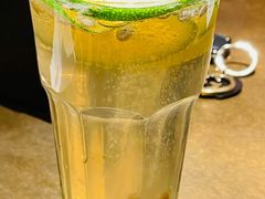 咸柠七-漆黑觉米粉(三里屯店)