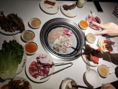 -韩风源烧烤涮自助餐厅(巩义店)