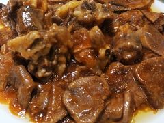 红烧牛舌尾-燕春楼(海河华鼎店)