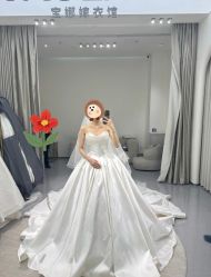 -南京宝娜嫁衣婚纱礼服馆(中央路店)