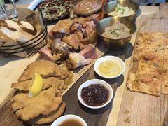 -LENBACH兰巴赫西餐啤酒坊(大连东港店)