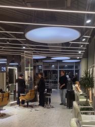 -PE SALON 