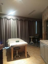 -静博士养生美容连锁