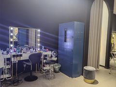 -白衬衫照相馆(五彩店)