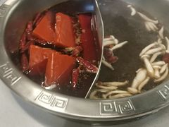 -憨铁匠老火锅(龙岗万科里店)
