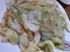 手撕莲花白-老滇山寨•云南特色菜•地方菜•民族风情歌舞表演(金碧店)