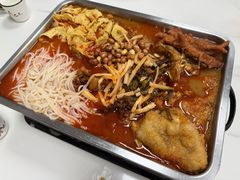 -在巷子里的烤肉店·螺蛳粉烤鱼·牛蛙(和美城店)