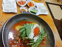 -喇喇排骨火锅·传统韩式脊骨汤(望京西园总店)