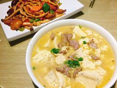 -小锅饭豆腐馆(嘉陵江街店)