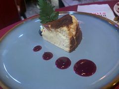 -BROWNSTONE布朗石西班牙餐厅(富城店)