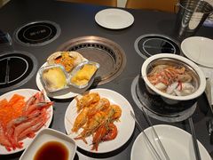 -钱小奴海鲜自助黑金店(杭州滨江龙湖店)
