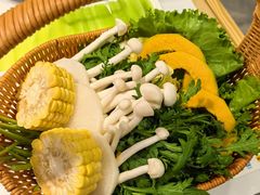 -椰子湾·海南火锅·糟粕醋·椰子鸡(正大广场店)