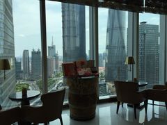 靠窗位-翡翠36餐厅(浦东香格里拉店)