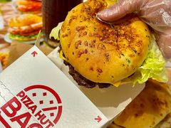 -必胜客(WOW中心城店)