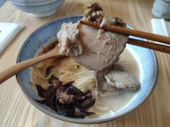 -春笙食堂.丼饭拉面寿司(GOGO新天地店)