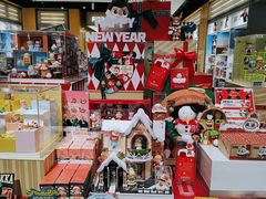 -泡泡玛特POPMART(杭州乐堤港店)