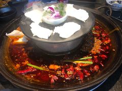 -渝涯重庆豆花老火锅(中赢国际店)