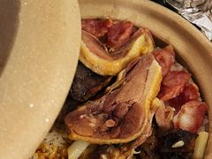 腊味煲仔饭-避风塘(宝山万达店)