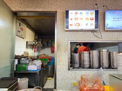 -红鼻子桂林米粉(金唐新光界店)