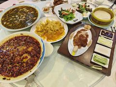 -伊和园清真餐饮