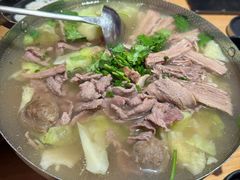 -川堂风·跷脚牛肉·乐山爆炒(宝山日月光店)