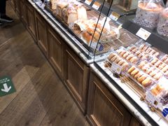 面包甜点陈列柜-巴黎贝甜(凯德MALL望京店)