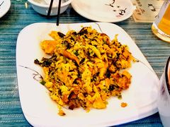 -自游人·美食一楼