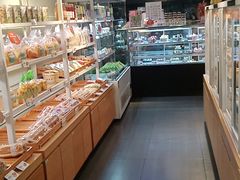面包甜点陈列柜-仟吉KenGee(银港店)
