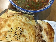 -元志初腊汁肉夹馍(钟楼粉巷店)