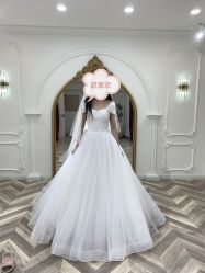 -艾朵婚纱
